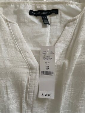 White House Black Market White Textured V-Neck Blouse